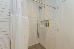 Haena Place 3 Bedroom Home by RedAwning