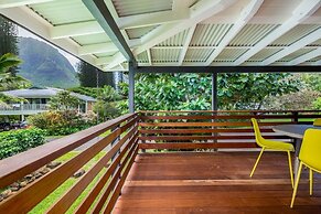 Haena Place 3 Bedroom Home by RedAwning