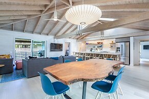 Haena Place 3 Bedroom Home by RedAwning