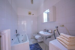 Dogana Best Lake View