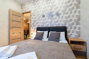 More Apartments na Estonskoy 37 k9