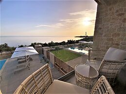 Katergo Luxury Villas