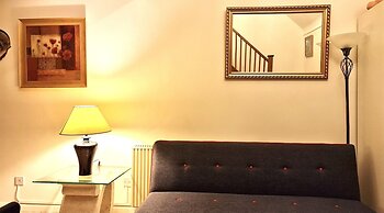 Grace Apartments - Living Stream 1