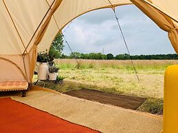 Private Glamping in a Vintage Caravan & Bell Tent