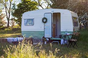 Private Glamping in a Vintage Caravan & Bell Tent