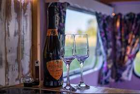 Private Glamping in a Vintage Caravan & Bell Tent