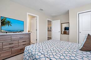 Deluxe and Roomy 6BD Home Close To Disney #6st413