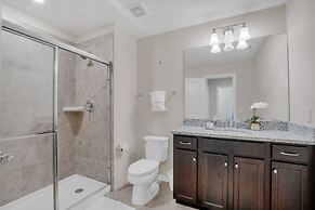 Deluxe and Roomy 6BD Home Close To Disney #6st413