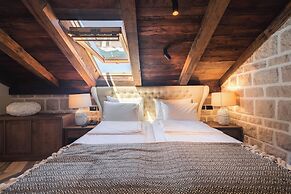 Palazzo del Mare - Essenza