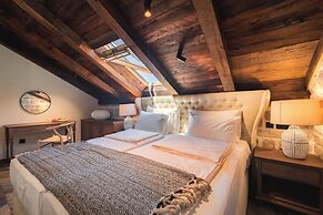 Palazzo del Mare - Essenza