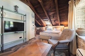 Palazzo del Mare - Essenza