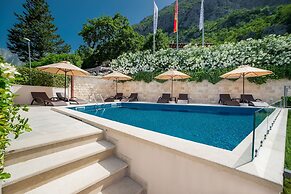 Palazzo del Mare - Essenza