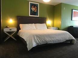 Ocean Drive Studios Beach Front