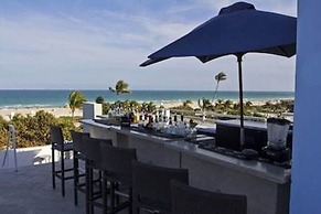 Ocean Drive Studios Beach Front