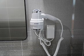 Aroomi Hotel Hyupjae