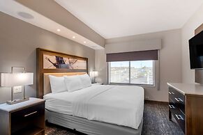 Best Western Premier Liberty Inn & Suites