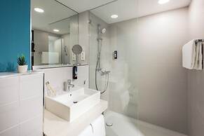 Holiday Inn - the niu, Seven Dusseldorf Ost by IHG