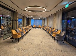 Tisia Hotel & Spa