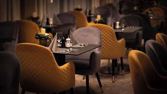 Tisia Hotel & Spa