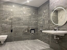 Tisia Hotel & Spa