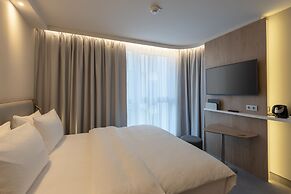 Holiday Inn Express and Suites Potsdam by IHG