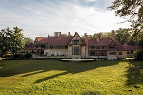 Holiday Inn Express and Suites Potsdam by IHG