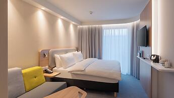 Holiday Inn Express and Suites Potsdam by IHG