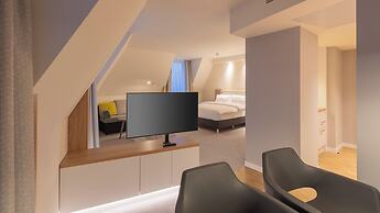 Holiday Inn Express and Suites Potsdam by IHG
