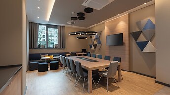 Holiday Inn Express and Suites Potsdam by IHG