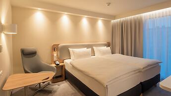 Holiday Inn Express and Suites Potsdam by IHG
