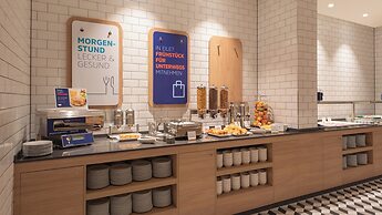 Holiday Inn Express and Suites Potsdam by IHG