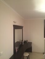 Charming 2-bed House in Kallithea