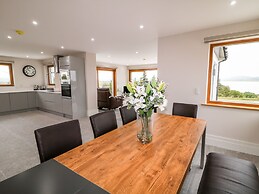 Traeannagh Bay House