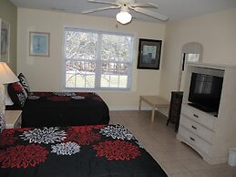 2109 2 Bedroom Villa by RedAwning