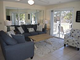 2109 2 Bedroom Villa by RedAwning