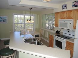 2109m 1 Bedroom Condo by RedAwning