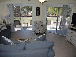 2109m 1 Bedroom Condo by RedAwning