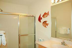 2109m 1 Bedroom Condo by RedAwning