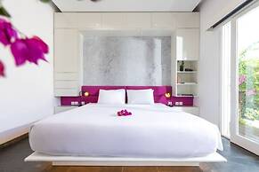 Villa La Sirena 2 Minutes From Beach 3 Bedroom Villa by RedAwning