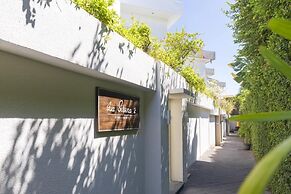 Villa La Sirena 2 Minutes From Beach 3 Bedroom Villa by RedAwning