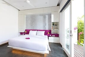 Villa La Sirena 2 Minutes From Beach 3 Bedroom Villa by RedAwning