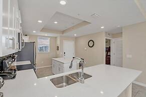 Voted #1 Resort Storey Lake Water Park 2 Bedroom Townhouse by Redawnin