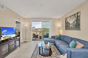 Voted #1 Resort Storey Lake Water Park 2 Bedroom Townhouse by Redawnin