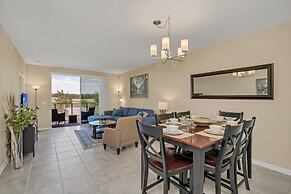 Voted #1 Resort Storey Lake Water Park 2 Bedroom Townhouse by Redawnin