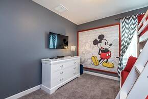 Champions Gate 6bed 5bath Vacation Home 6 Bedroom Villa by RedAwning