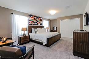 Champions Gate 6bed 5bath Vacation Home 6 Bedroom Villa by RedAwning