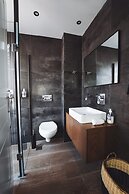 PLAY Theatrou Athens