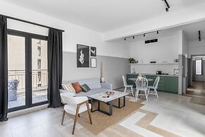 PLAY Theatrou Athens