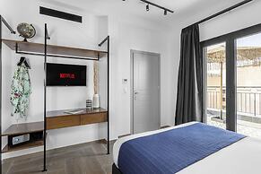 PLAY Theatrou Athens