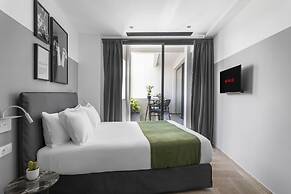 PLAY Theatrou Athens